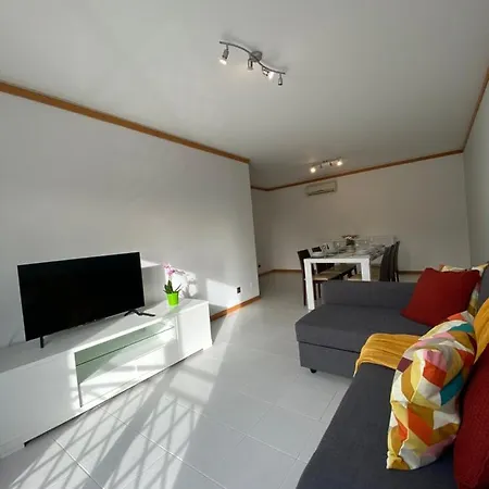 Apartment Apartamento Rua Do Sol By Localhosting